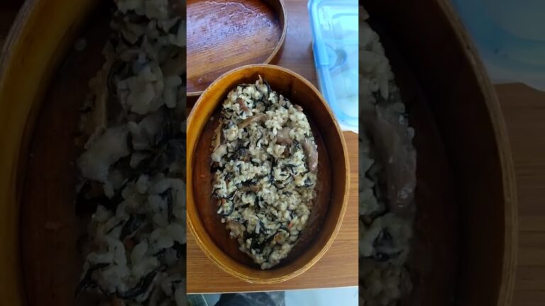 きのこ ヒジキ 炊き込みご飯 自転車通勤でセンターに片寄った わっぱ弁当