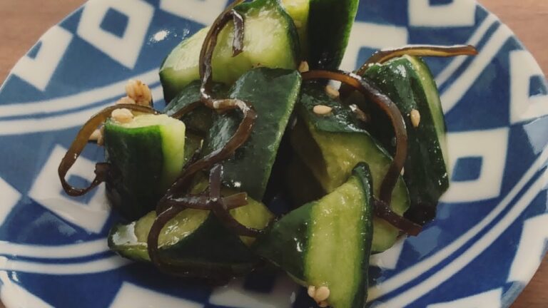 【料理動画】きゅうりの塩昆布和え