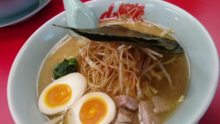 山岡家、ピリ辛ネギしょうゆ。1秒だけお見せします