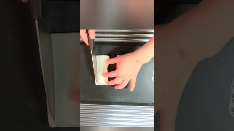 簡単すぎてごめんなさい🙏うちの旦那さんイチオシの1品！今日お弁当にイカ入ってた⁉️竹輪のイカもどき！⑫