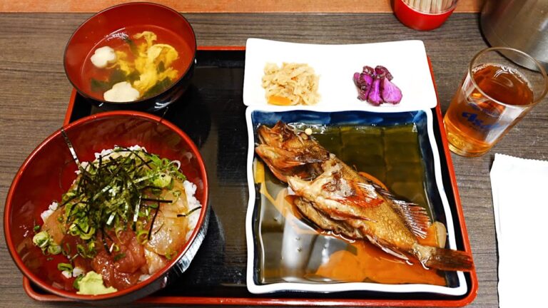 【地魚食堂巡り 大阪 深日港】海鮮丼 煮魚定食「お食事処 鮮魚商 魚てつ」Japanese cuisine Street food