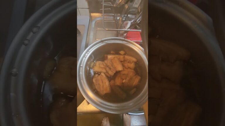 三枚肉　実家で作ってた豚肉の甘辛煮　#飯テロ　#沖縄　#とりログ