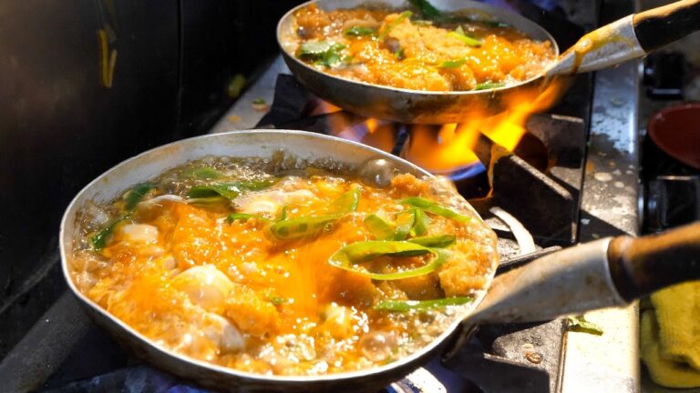 かつ丼！天ぷら！注文が殺到するガツ盛り大阪うどん屋がスゴい丨Udon Noodles in Osaka