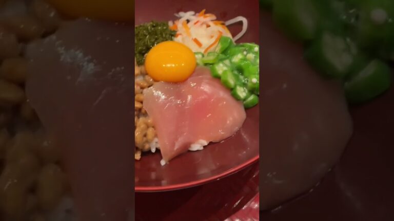 初めての大戸屋さんでばくだん丼食べた。#大戸屋　#ばくだん丼　#ランチ　#定食屋