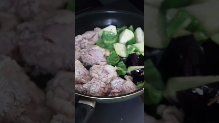 暑い日にもさっぱり食べれる！《鶏ももナスピーマンの揚げ浸し