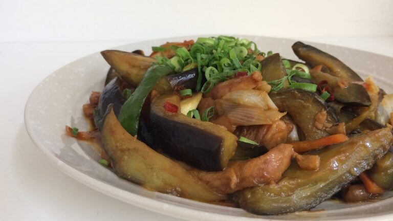 鶏と茄子の肉味噌炒め