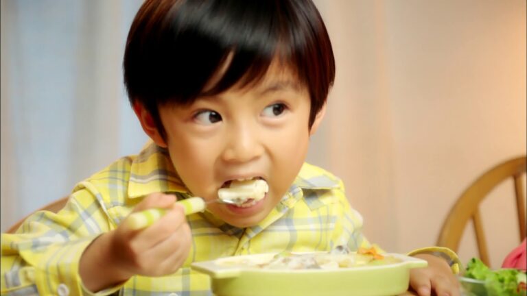 【CM】ハウス食品　マカロニグラタン