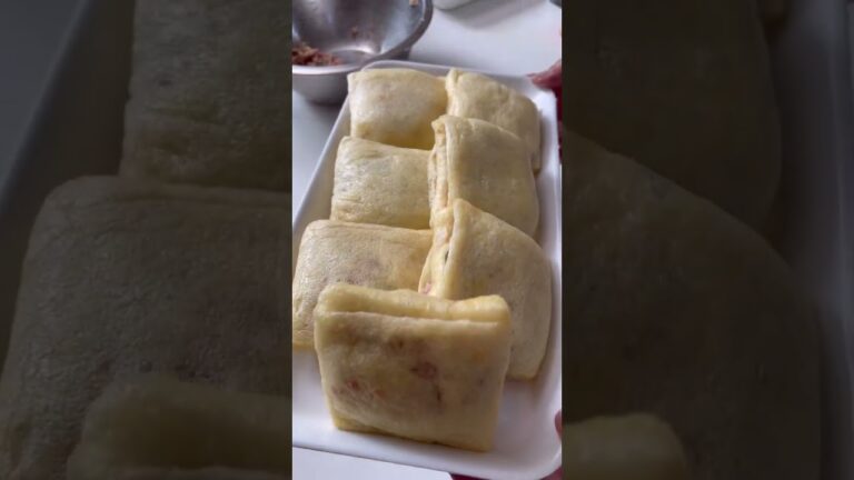 【節約でヘルシーなおかず】１つで餃子１０個食べた気分になれる！「皮なし油揚げ餃子」　　#節約おかず#皮なし餃子#ボリュームおかず#簡単レシピ