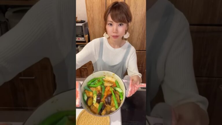 #Shorts  #料理レシピ　#夏野菜レシピ　#夏野菜と魚のスパイス煮込み