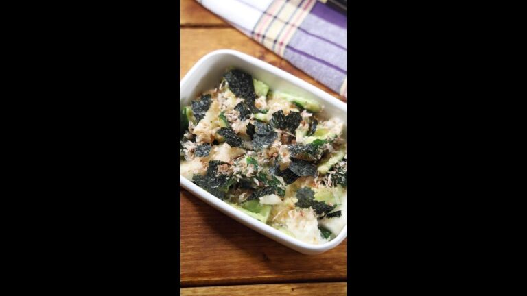 シャキシャキ食感！たたき長芋きゅうりの梅おかか和え★