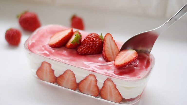 マスカルポーネなし！簡単いちごティラミスの作り方☆"オーブンなし！10分で食べれる簡単いちごティラミスの作り方"を簡単アレンジ!