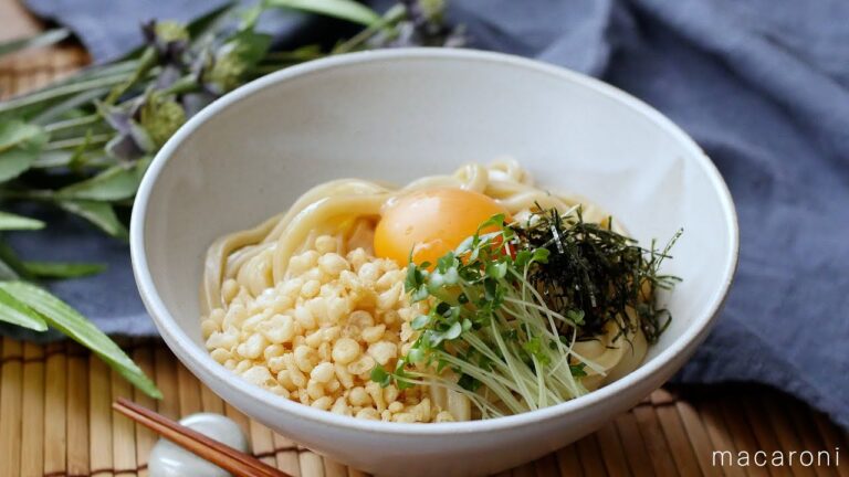 【冷やしたぬき混ぜうどん】5分で完成♪オイスターソースとめんつゆでクセになる味わい！｜macaroni（マカロニ）