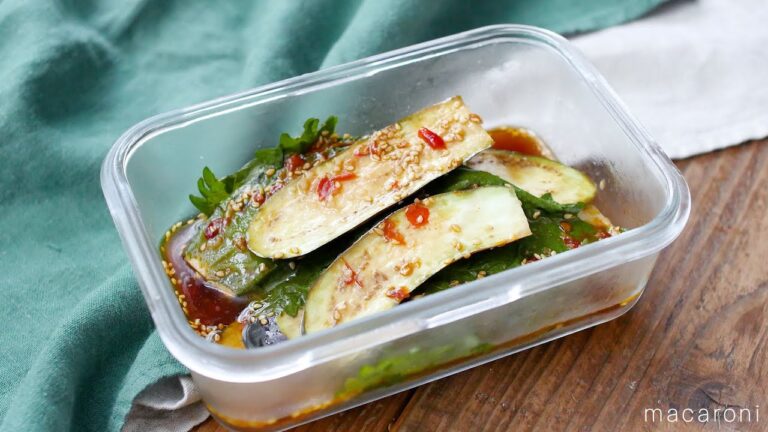 【なすと大葉の豆板醤漬け】おつまみにもってこい！辛みが味のアクセントに♪｜macaroni（マカロニ）