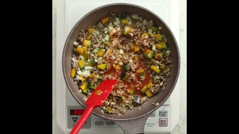 フライパンで簡単！かぼちゃのキーマカレー （2022年10月掲載）