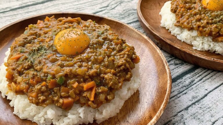 サラリーマンが出勤前に作る朝ごはん【キーマカレー】