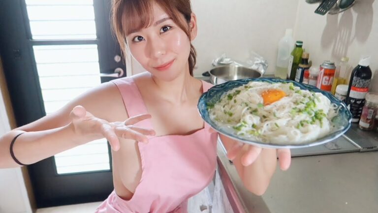 エプロン一枚で作る無限そうめんが美味しすぎて酒が進みすぎちゃいました。