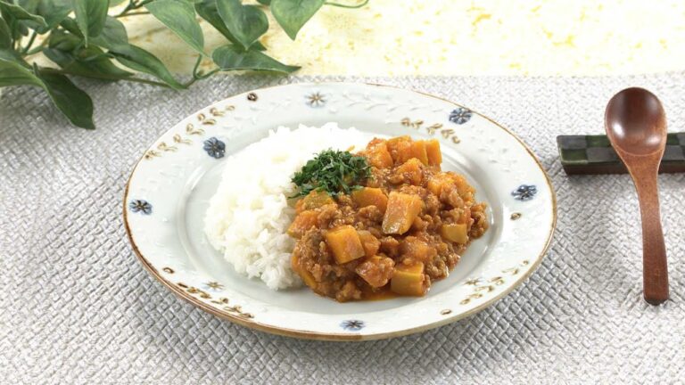 【DAIGOも台所】かぼちゃのキーマカレー｜チャチャっとつくれるカボチャレシピ♪