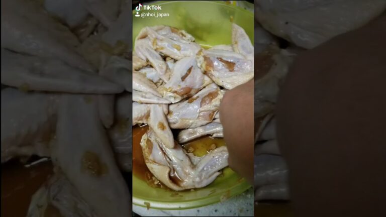 【🇹🇭本格タイ料理】ปีกไก่ทอด | ピーガイトート | 手羽先のタイ風唐揚げ | ショート動画 | short