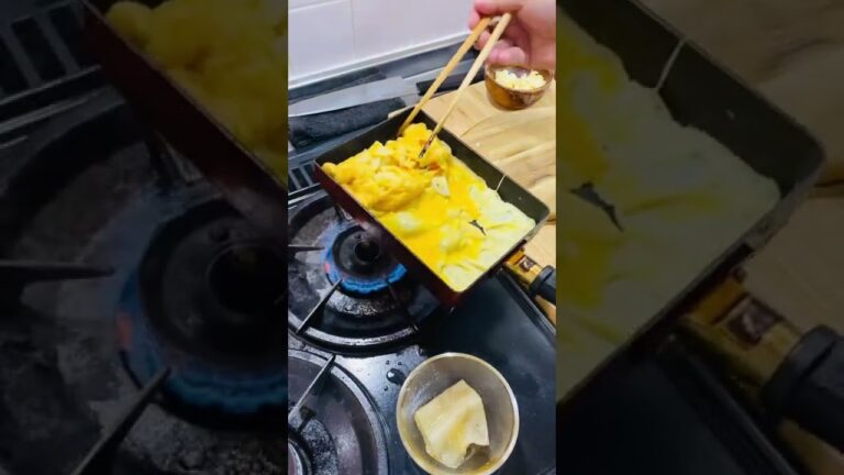 YouTube史上最速でマカロニサラダ巻き卵作って食べる男