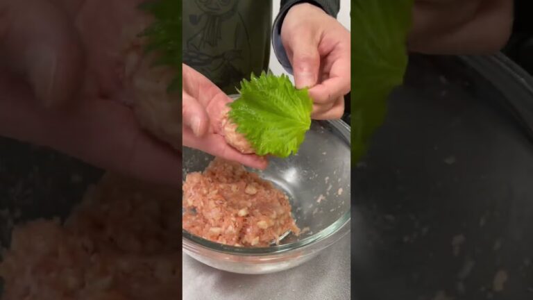 【1分まとめレシピ】れんこん入りの明太しそつくね　が最高だす！#shorts