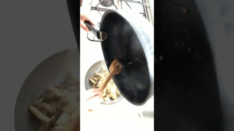 簡単レシピ。キノコのブルスケッタ#shorts