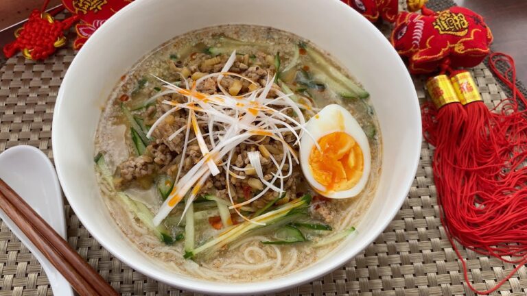 暑い日にさっぱりつるつる！坦々麺風冷やしごま味噌そうめん/Tantan noodle style Chilled sesame miso somen