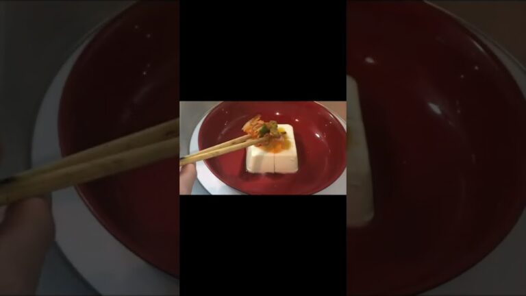 #Shorts 最高のおつまみピリ辛キムチ冷奴の作り方！！