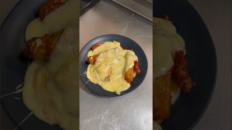 【旨辛】トロトロなチーズをかけた甘辛ヤンニョムチキンがうますぎた！！！#チーズ #ヤンニョムチキン #shorts
