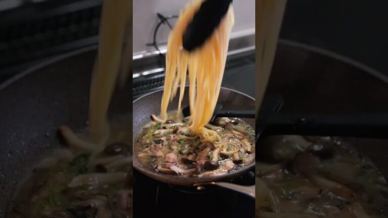 【塩昆布で簡単】かぶの葉とツナの和風パスタの作り方 [パスタレシピはBINANPASTA] #shorts