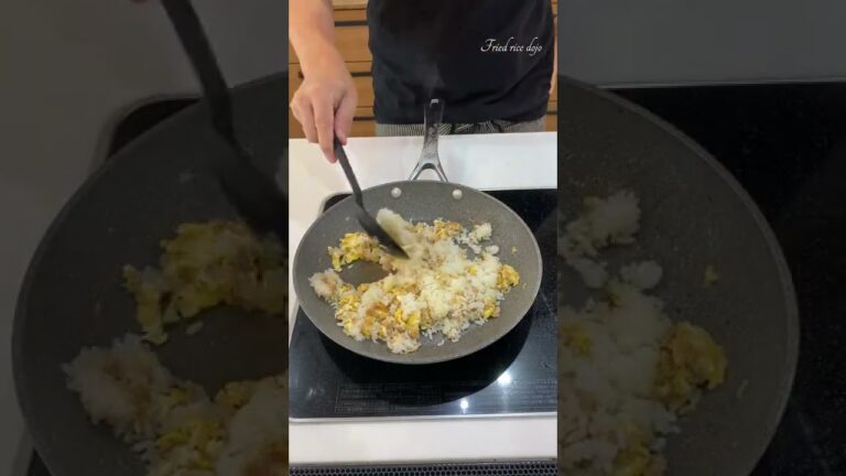 ツナと塩昆布の激ウマチャーハンの作り方 #Shorts