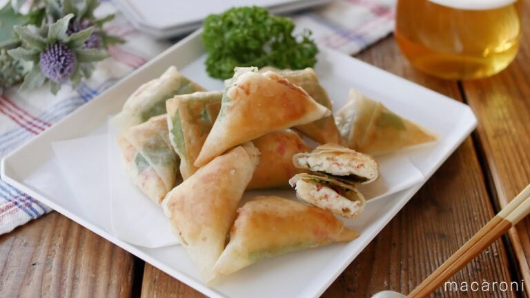 【はんぺんとカニカマの三角春巻き】春巻きの皮1枚で3つ作れる！おつまみにもお弁当にも♪｜macaroni（マカロニ）