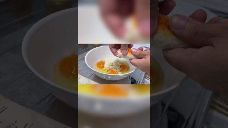 【飯テロ】カニかまと豆腐でふわふわカニ玉風がうますぎた#shorts