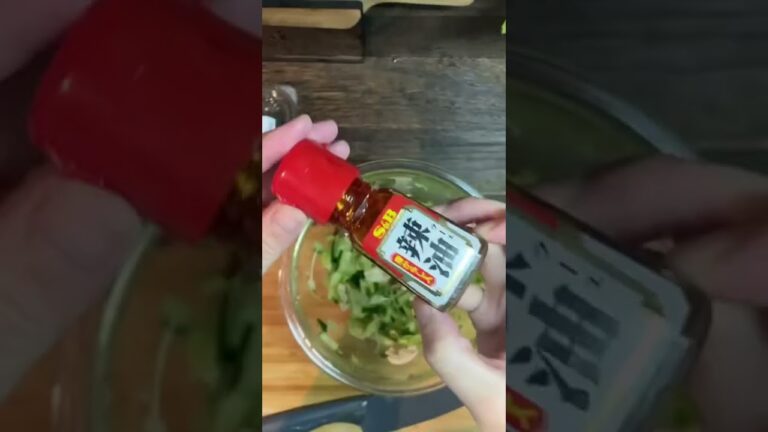 きゅうりとささみの辣油和え　#料理動画 #料理 #きゅうり #ささみレシピ
