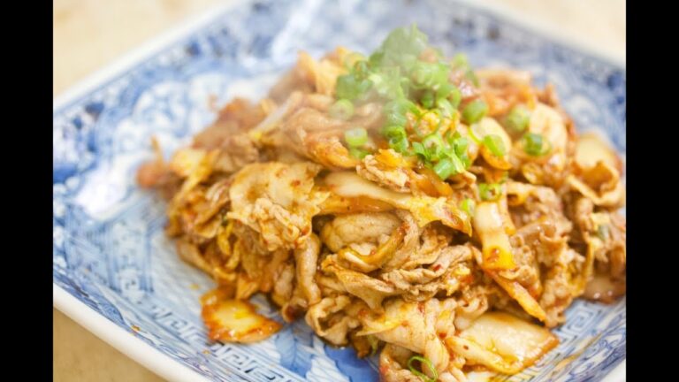 豚キムチ炒めの作り方　How to Make Pork Kimchi Stir Fried