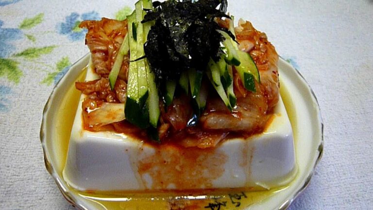 Kimchi,Cold tofu[韓国風]キムチ冷奴 豆腐・簡単アレンジ料理レシピ 作り方