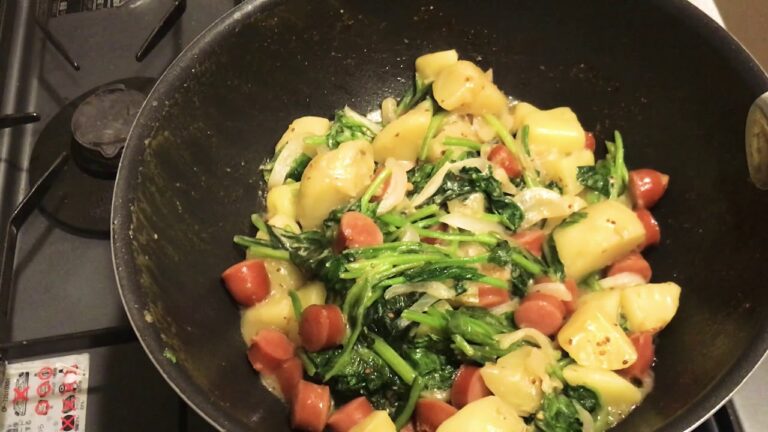 じゃがいもとウインナーの粒マスタード炒め