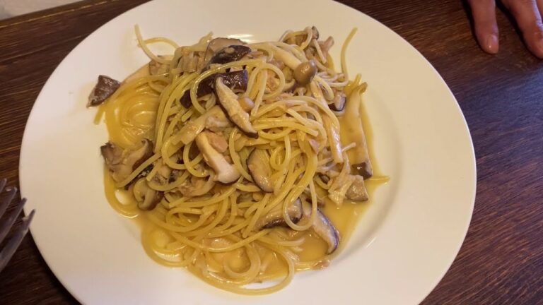 飲み屋のマスターが教える 賄いパスタ 「ツナとキノコの和風パスタ」