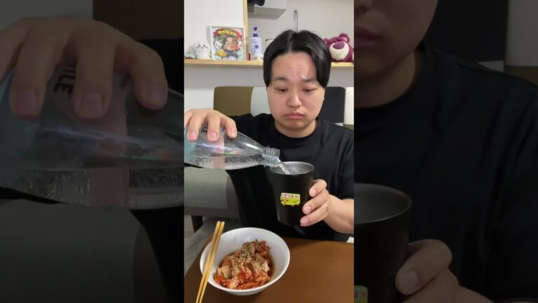 ダイエット生活32日目　#shorts #ダイエット #32日目 #豆腐 #キムチ #ごま #痩せる #料理 #レシピ #diet #cooking #男飯