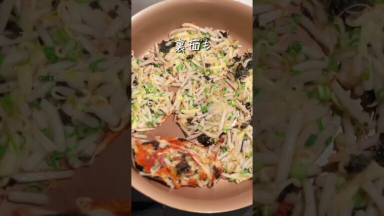 混ぜて焼くだけ！もやしのうまいうまい焼き #shots #おうちごはん