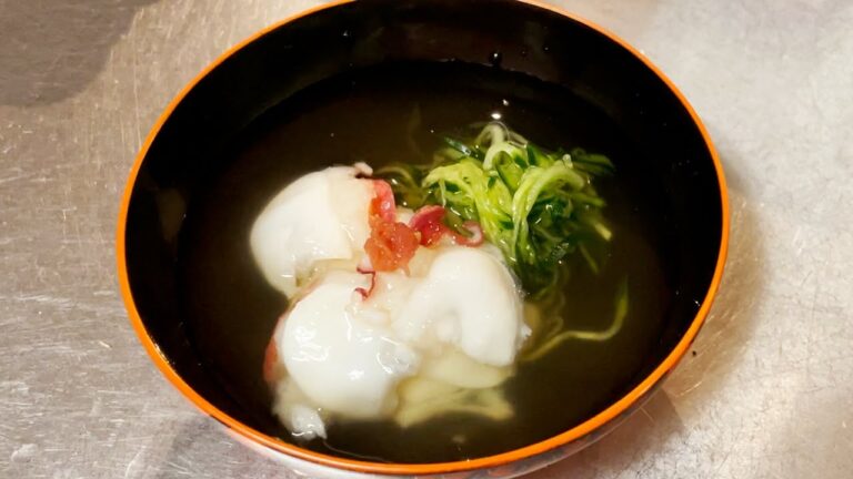 【和食の基本・お吸い物】タコときゅうりの冷製お吸い物の作り方