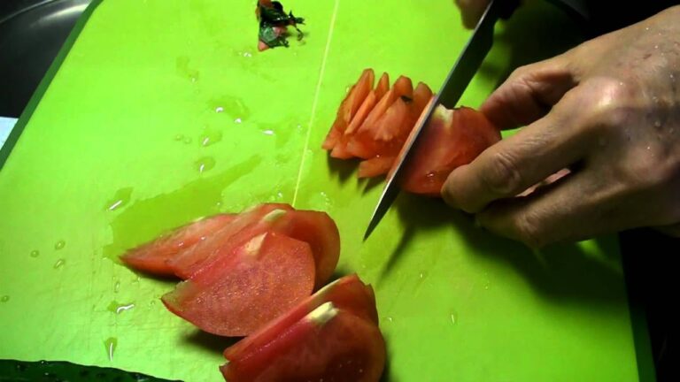 トマト＆キュウリのサラダ