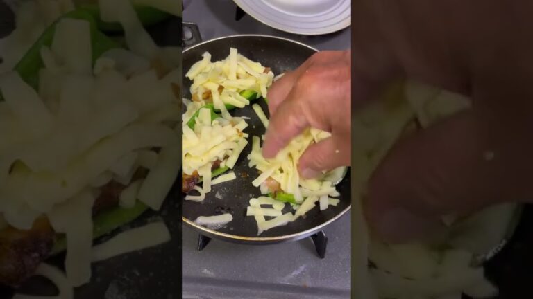 ピーマン餃子詰めチーズ焼き