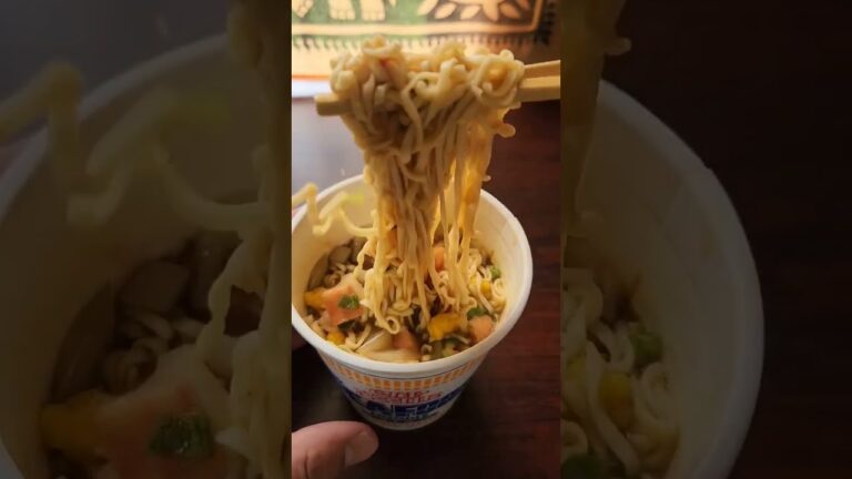 超うまっ！【カップヌードル】シーフードカレーの作り方！