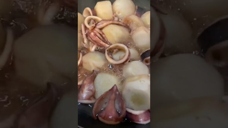 里芋とイカの煮物