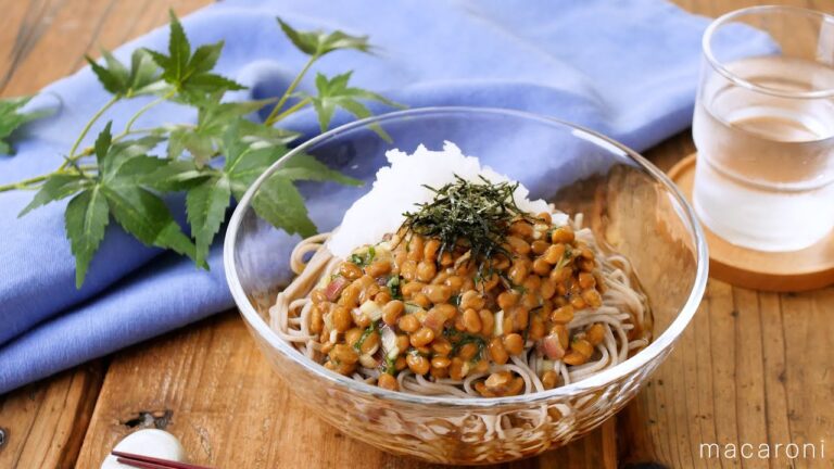 【冷やし納豆おろしそば】定番の組み合わせ！お昼ごはんにぴったり♪｜macaroni（マカロニ）