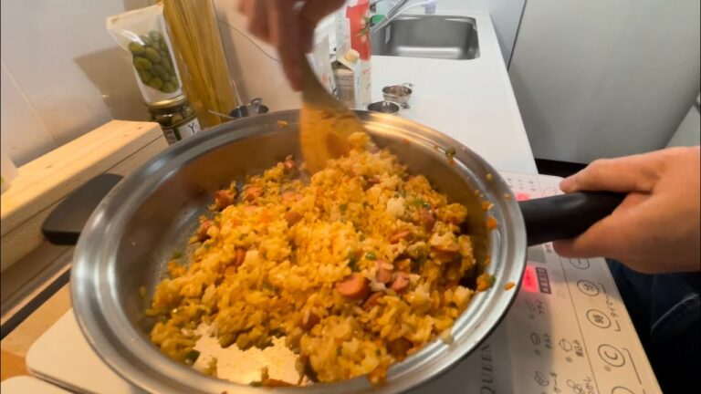昭和レトロな味♪[ドライカレー(カレーチャーハン)]