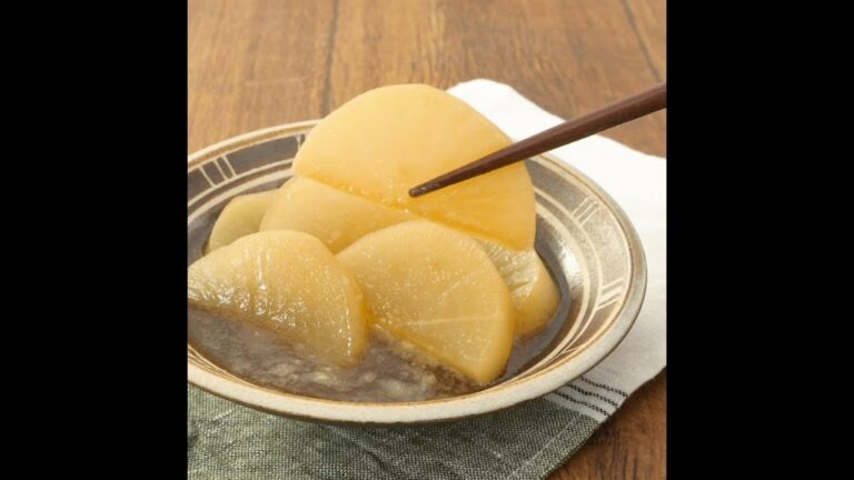 レンジで簡単！味しみしみ！めんつゆバターでコクうま大根の煮物