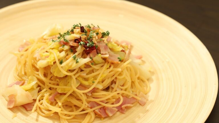 簡単！おいしい！春キャベツとベーコンのパスタの作り方 | How to make spring cabbage and bacon pasta