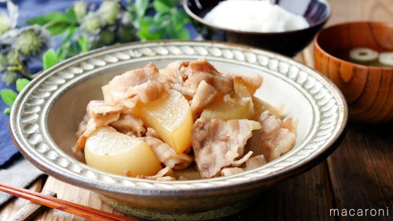【豚バラ大根の煮物】とろとろ味しみ♪ワンパンで簡単おかずレシピ！｜macaroni（マカロニ）