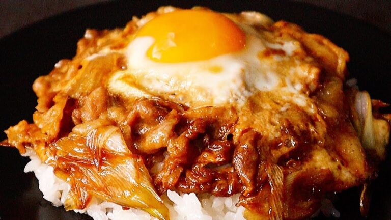 125円で、しかも7分で超幸せになれる『魅惑のすき焼き丼』の作り方